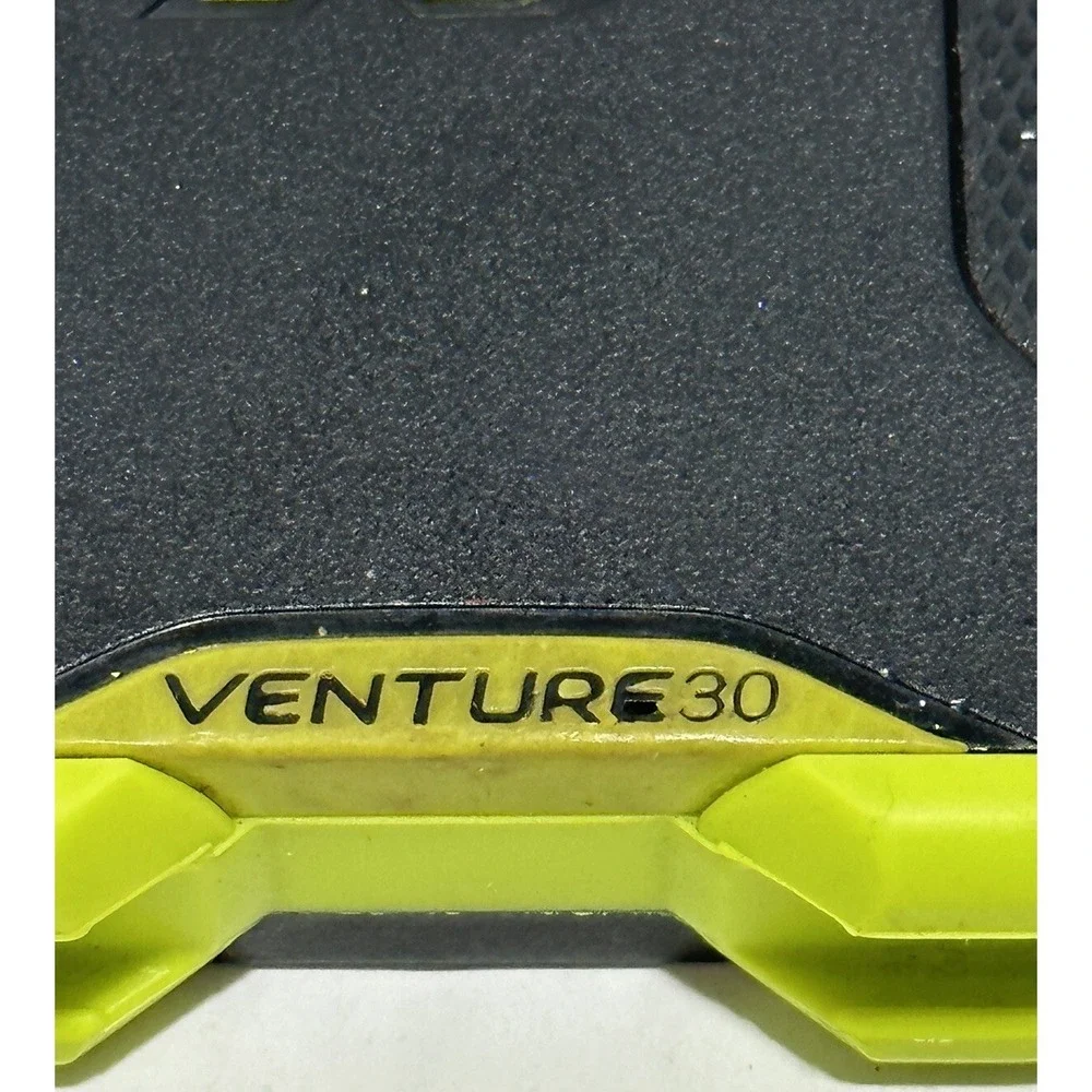 Goal Zero‎ Venture 30 22008 Black/Green Portable Dual USB Por 7800maH Power Bank